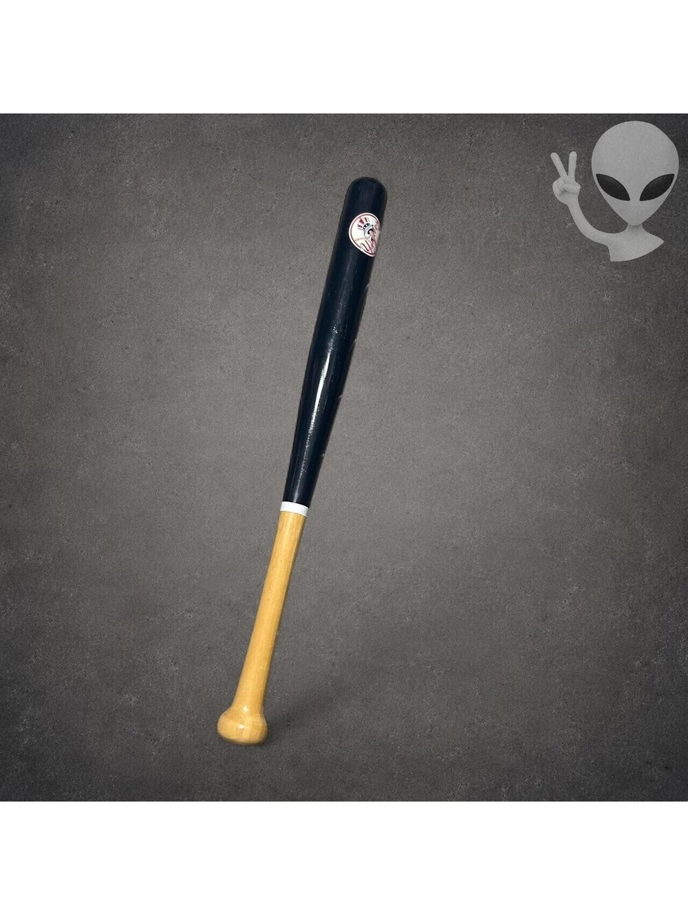 New York Yankees MLB 2001 Mini Wooden Baseball Bat Navy Blue 18 Inch